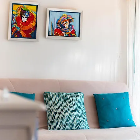 1 Bedroom Apartment For 4 *